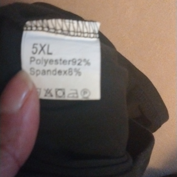 🖤❤️EC #23 SHORT OUTFIT 🖤❤️ - Picture 3 of 5